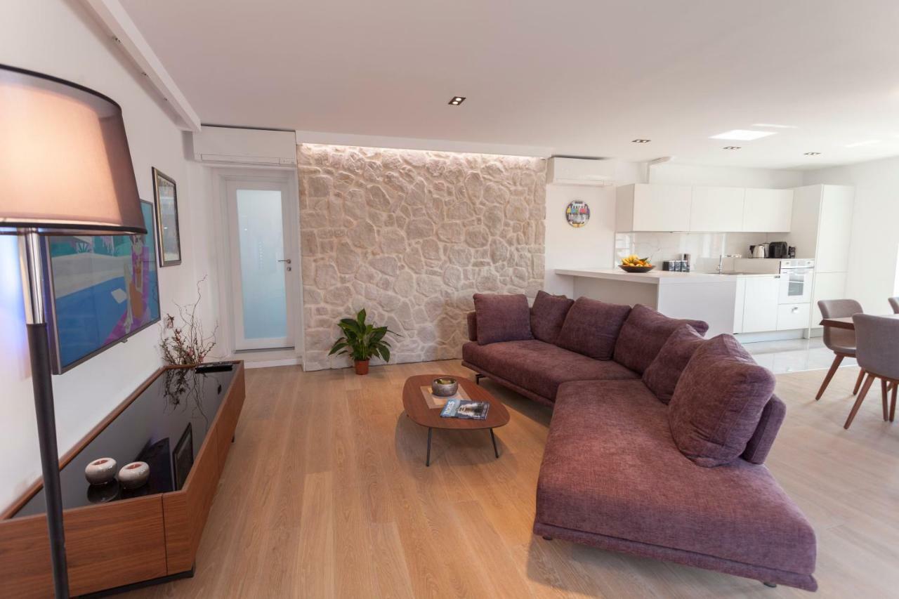 The Square Makarska, Lux App In The Heart Of The City ภายนอก รูปภาพ